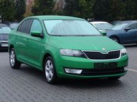 Gebraucht Skoda Rapid Ambition 105 PS (77 kW) 2014 Grün metallic Limousine