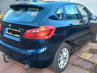 Gebraucht BMW 218 Active Tourer 150 PS (110 kW) 2019 Blau Van / Kleinbus