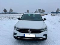 Gebraucht VW Tiguan Active 150 PS (110 kW) 2021 Weiß SUV