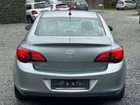 Gebraucht Opel Astra Active 116 PS (85 kW) 2013 Grau Limousine