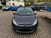 Gebraucht Ford Fiesta Trend 97 PS (71 kW) 2010 Grau Kleinwagen