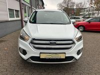 Gebraucht Ford Kuga Trend 120 PS (88 kW) 2017 Weiß SUV