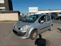 Usata Renault Modus 75 CV (55 kW) 2009 Argento Monovolume