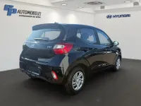Gebraucht Hyundai i10 Select 86 PS (63 kW) 2024 Grün Kleinwagen
