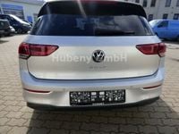 Gebraucht VW Golf VIII Life 131 PS (96 kW) 2020 Silber metallic Limousine