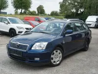 Gebraucht Toyota Avensis Sol 129 PS (94 kW) 2003 Blau Kombi