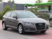 Gebraucht Audi A3 Attraction 105 PS (77 kW) 2011 Grau Kleinwagen