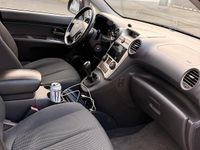 Gebraucht Kia Carens 144 PS (105 kW) 2009 Grau Van / Kleinbus