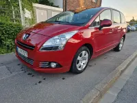 Gebraucht Peugeot 5008 Active 120 PS (88 kW) 2012 Rot Van / Kleinbus