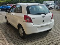 gebraucht Toyota Yaris 1,0-l-VVT-i Cool euro 5