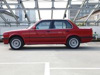 Gebraucht BMW 325 170 PS (125 kW) 1988 Rot Limousine