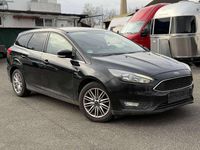 Gebraucht Ford Focus 125 PS (91 kW) 2018 Iridiumschwarz metallic Kombi