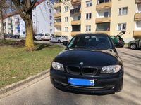 Gebraucht BMW 116 122 PS (89 kW) 2011 Schwarz Kleinwagen