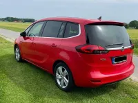 Gebraucht Opel Zafira Tourer Innovation 140 PS (102 kW) 2015 Rot Van / Kleinbus