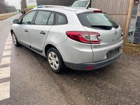 Gebraucht Renault Mégane GrandTour 106 PS (77 kW) 2011 Silber Kombi