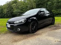 Gebraucht VW Golf VI Style 105 PS (77 kW) 2011 Schwarz Kleinwagen