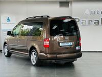 Używany VW Caddy Maxi 102 KM (75 kW) 2012 Brązowy Minivan