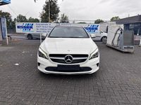 Gebraucht Mercedes CLA200 136 PS (100 kW) 2017 Weiß Limousine
