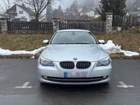 Gebraucht BMW 523 190 PS (139 kW) 2007 Silber Limousine