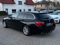 Gebraucht BMW 520 Performance 184 PS (135 kW) 2013 Schwarz Kombi