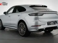 Gebraucht Porsche Cayenne Turbo 549 PS (403 kW) 2023 Silber SUV