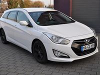 Gebraucht Hyundai i40 Edition 136 PS (100 kW) 2014 Weiß Kombi