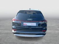 Gebraucht Audi Q4 e-tron S-Line 150 kW (204 PS) 2023 Mythosschwarz metallic SUV