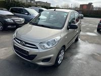 Gebraucht Hyundai i10 Edition 69 PS (50 kW) 2013 Beige Kleinwagen