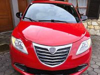 Gebraucht Lancia Ypsilon Gold 69 PS (50 kW) 2013 Rot Kleinwagen