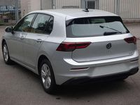 Gebraucht VW Golf VIII Life 150 PS (110 kW) 2021 Reflexsilber metallic (metallic) Limousine