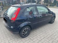 Gebraucht Ford Fiesta 60 PS (44 kW) 2004 Blau Kleinwagen