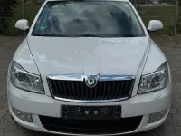 Gebraucht Skoda Octavia 140 PS (102 kW) 2012 Weiß Kombi