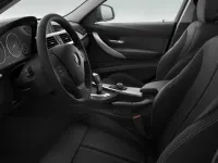 Używany BMW 320 Advantage 184 KM (135 kW) 2019 Biały Kombi