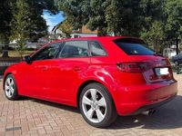 Gebraucht Audi A3 Ambiente 179 PS (131 kW) 2014 Rot Kombi