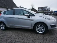 Gebraucht Ford Fiesta Titanium 101 PS (74 kW) 2015 Silber Kleinwagen
