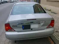 Gebraucht Ford Focus 100 PS (73 kW) 2000 Grau Limousine
