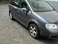 Gebraucht VW Touran 140 PS (102 kW) 2006 Grau Van / Kleinbus