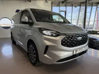 Gebraucht Ford Tourneo Titanium 170 PS (125 kW) 2025 Moondust silver Van / Kleinbus