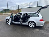 Gebraucht BMW 525 197 PS (144 kW) 2009 Silber Kombi