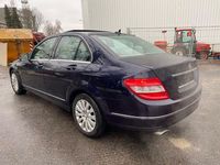 Gebraucht Mercedes C200 Elegance 184 PS (135 kW) 2010 Blau Limousine