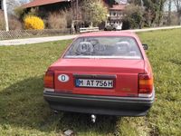 Gebraucht Opel Omega 116 PS (85 kW) 1990 Rot Limousine