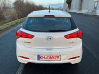gebraucht Hyundai i20 Intro 1.4 Benzin Top Zustand TÜV Neu Gewährleistung