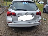 Gebraucht Opel Astra Eco 136 PS (100 kW) 2014 Grau Kombi