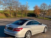 Gebraucht Mercedes E350 AMG line 231 PS (169 kW) 2009 Silber Coupé
