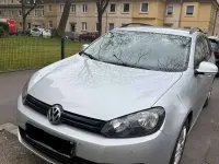 Gebraucht VW Golf VI Comfortline 102 PS (75 kW) 2010 Grau Kleinwagen