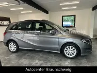Gebraucht Mercedes B180 109 PS (80 kW) 2015 Grau Kleinwagen