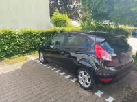 Gebraucht Ford Fiesta 80 PS (58 kW) 2015 Schwarz Kleinwagen