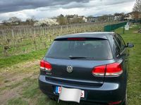 Gebraucht VW Golf VI Team 122 PS (89 kW) 2010 Blau Kleinwagen