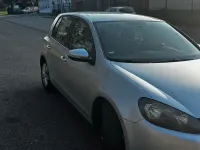Gebraucht VW Golf VI 122 PS (89 kW) 2010 Silber Kleinwagen