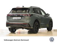 Neu VW Tiguan R-line 150 PS (110 kW) 2026 Cipressinogrün metallic SUV